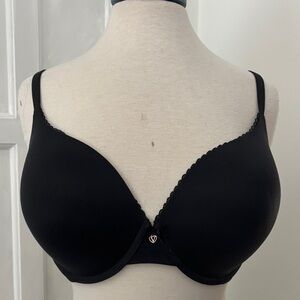 Victoria's Secret T-Shirt Push up Bra